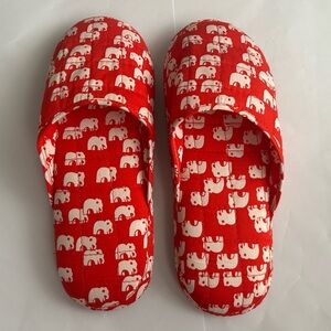 New Thai Cotton Red White Elephant Slippers Women's size Med Thailand Hand Made